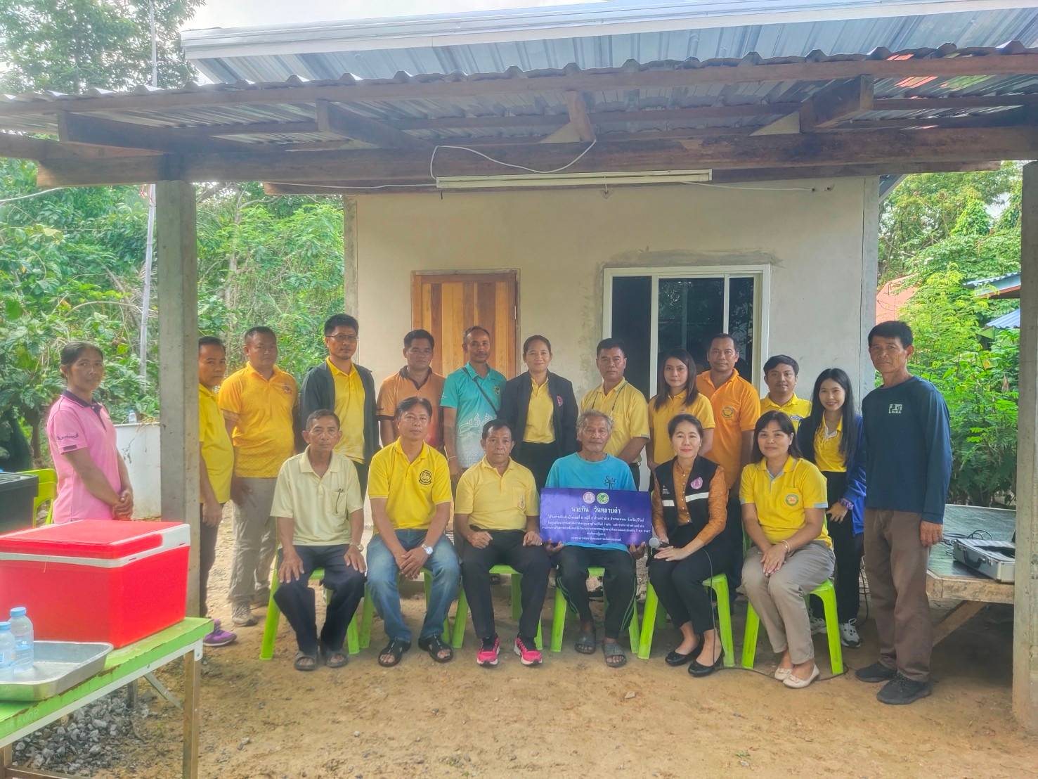 สนับสนุนการปรับสภาพแวดล้อมและสิ่งอำนวยความสะดวกซ่อมแซมปรับปรุงบ้านให้เหมาะสมและปลอดภัยแก่ผู้สูงอายุ