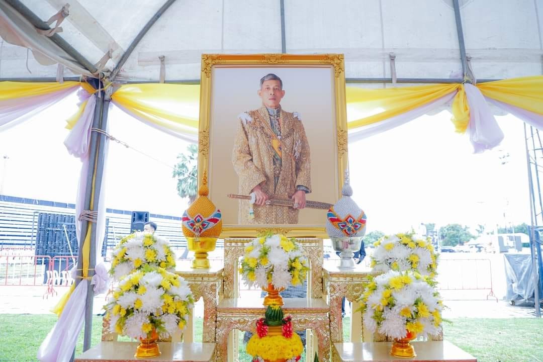 ทำบุญตักบาตรข้าวสารอาหารแห้งพระสงฆ์ สามเณร 272 รูป ถวายเป็นพระราชกุศลแด่พระบาทสมเด็จพระเจ้าอยู่หัว เนื่องในโอกาสพระราชพิธีมหามงคลเฉลิมพระชนมพรรษา  6 รอบ 28 กรกฎาคม 2567