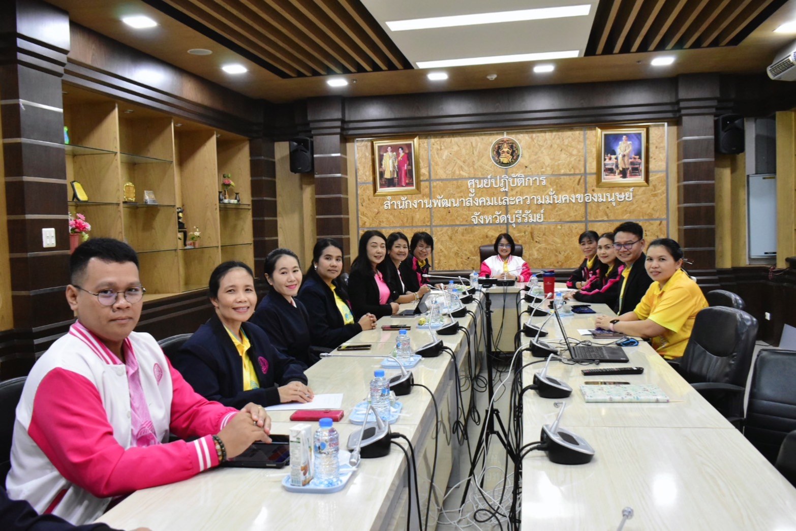 ร่วมรับฟังแถลงผลงานและมอบนโยบาย กระทรวง พม. ประจำปีงบประมาณ พ.ศ. ๒๕๖๘ “NEXT STEP พม.”