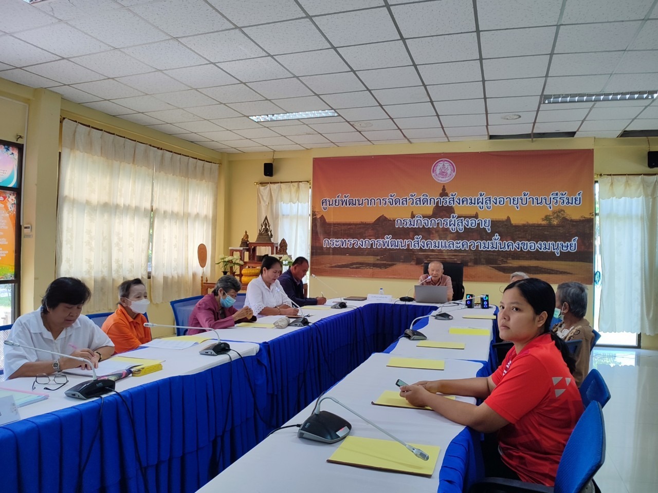 ขับเคลื่อนโรงเรียนผู้สูงอายุเทศบาลเมืองชุมเห็ด 