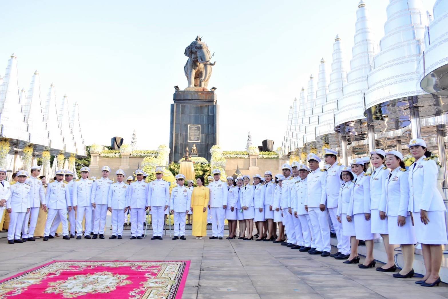 พิธีวางพวงมาลาเนื่องในวันนวมินทรมหาราช วันคล้ายวันสวรรคต พระบาทสมเด็จพระบรมชนกาธิเบศร มหาภูมิพลอดุลยเดชมหาราช บรมนาถบพิตร 13 ตุลาคม 2567