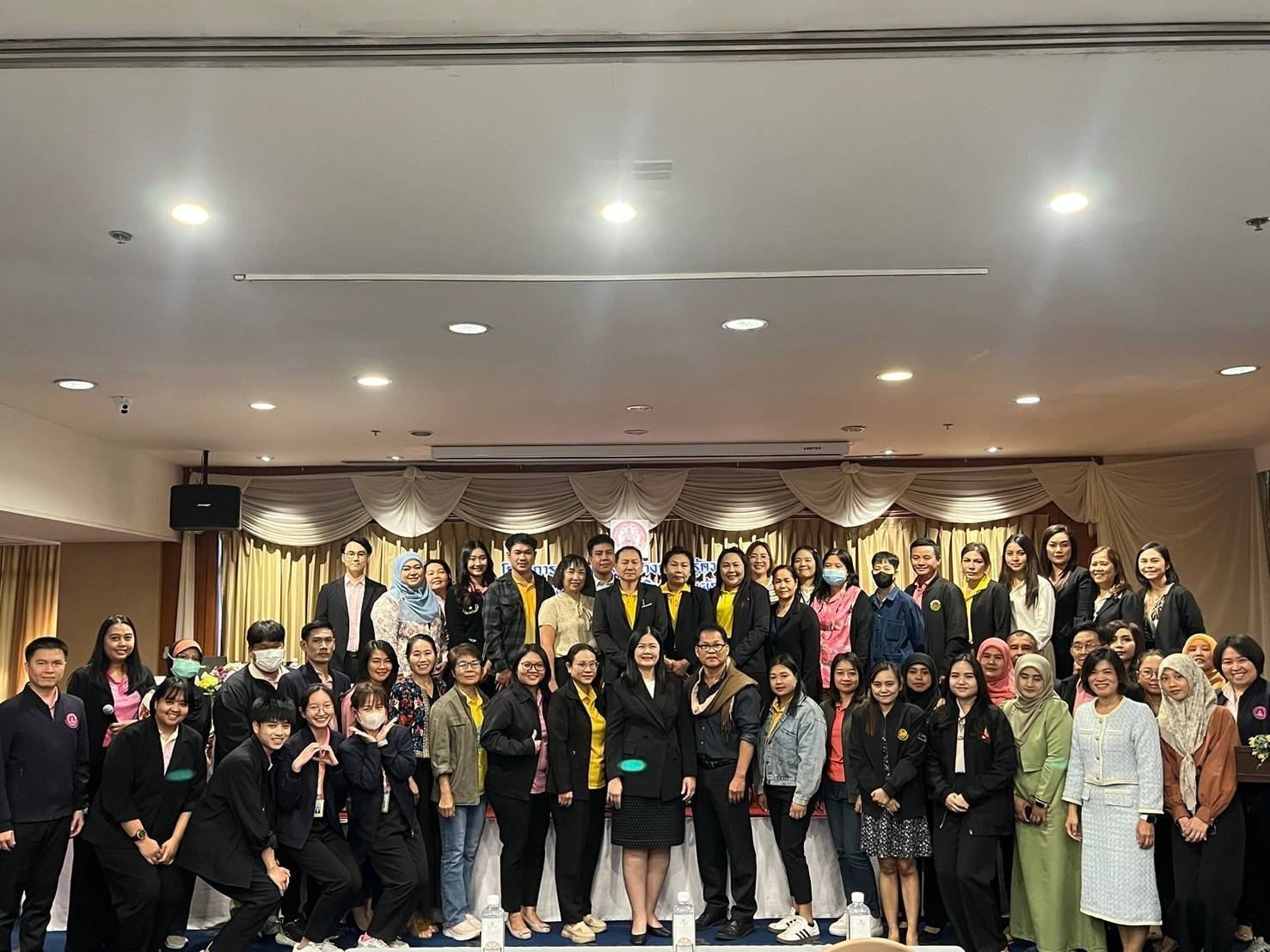 เข้าร่วมโครงการอบรมเสริมสร้างความรู้ความเข้าใจ ศูนย์พัฒนาคุณภาพชีวิตและส่งเสริมอาชีพผู้สูงอายุ (ศพอส.) ใหม่ ประจำปีงบประมาณ 2568