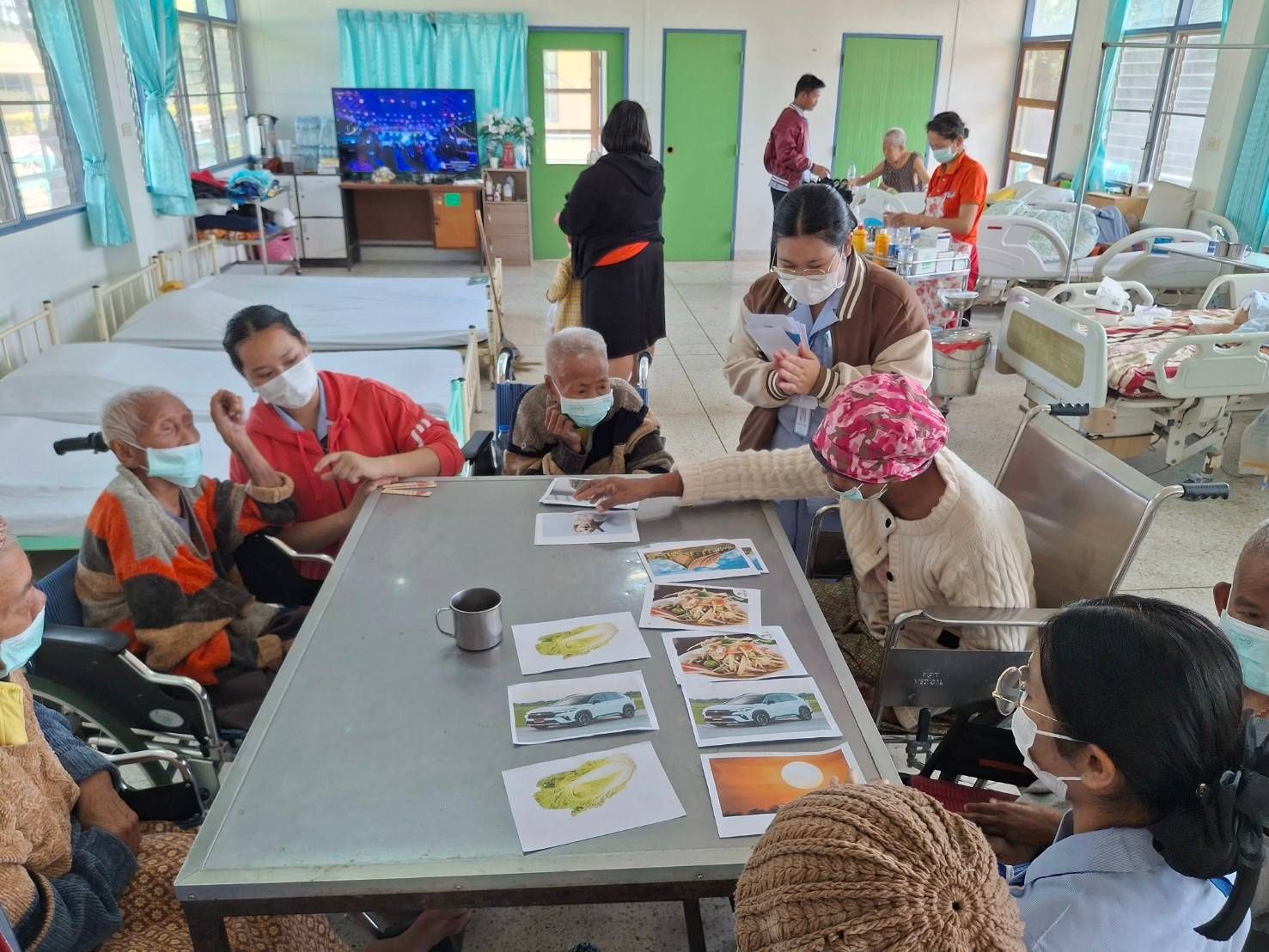 กิจกรรม สุขกาย สุขใจ วัยเก๋า 