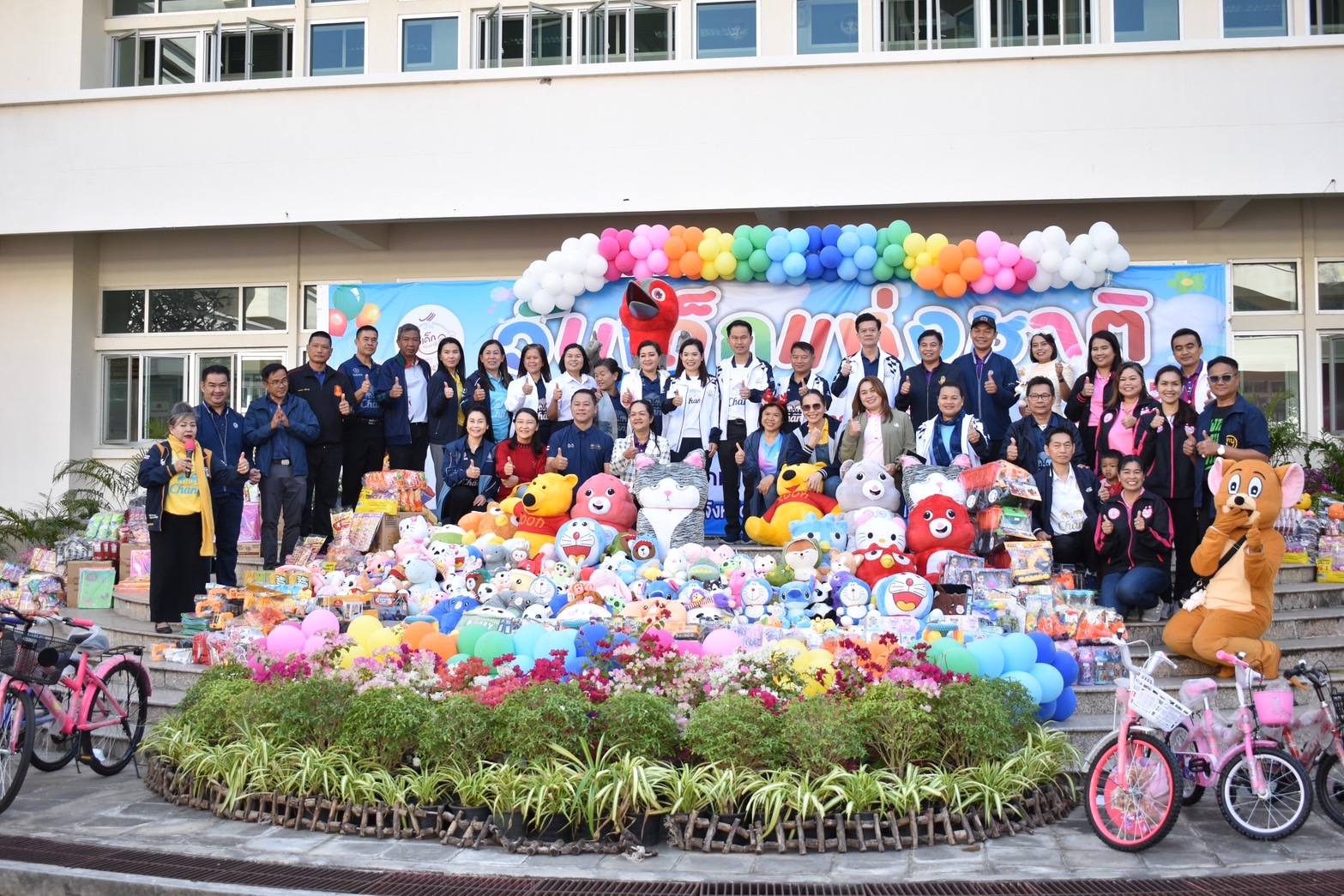 ศพส.บ้านบุรีรัมย์ ร่วมเป็นเกียรติเปิดงานและจัดกิจกรรมวันเด็กแห่งชาติ ประจำปี พ.ศ.2568